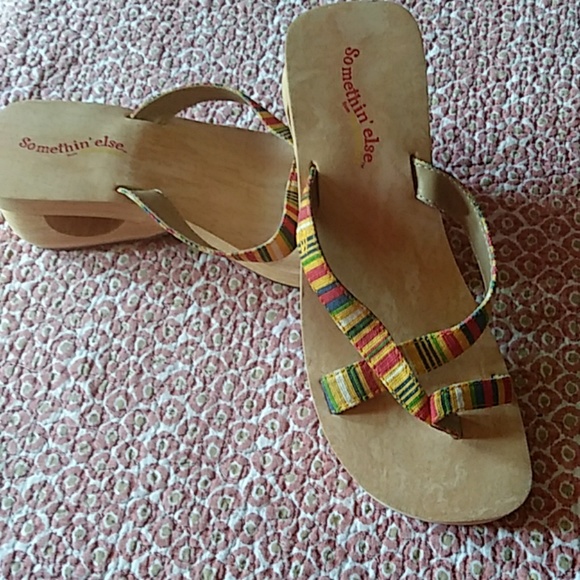 Skechers Shoes - SKETCHERS SIZE 9 SANDALS